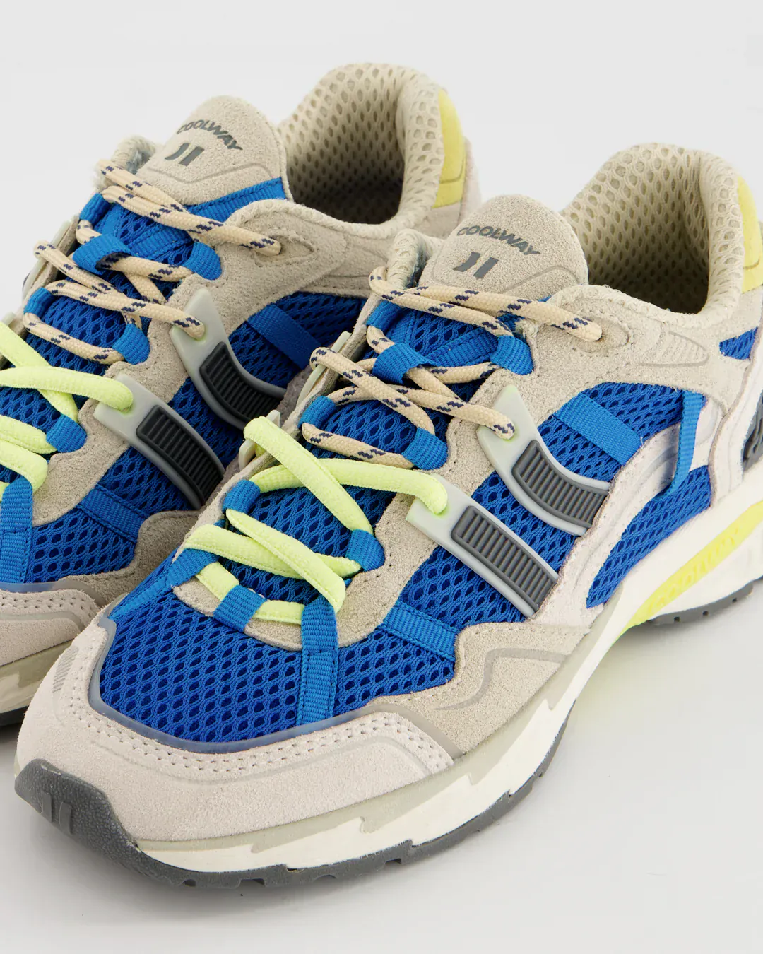 2003 Blu - Image 4