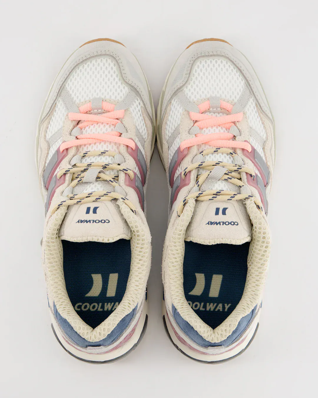 2003 Wht - Image 3