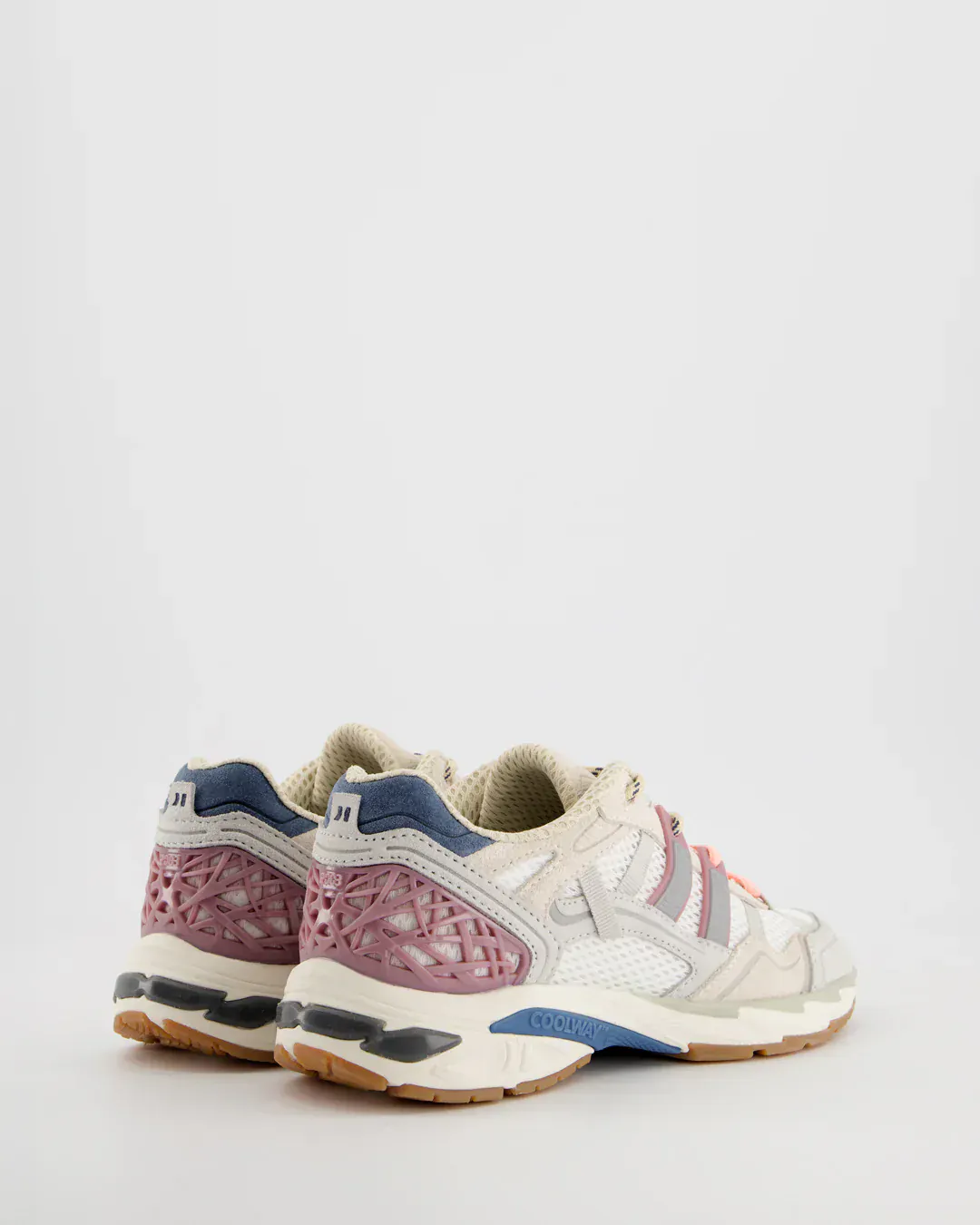 2003 Wht - Image 4