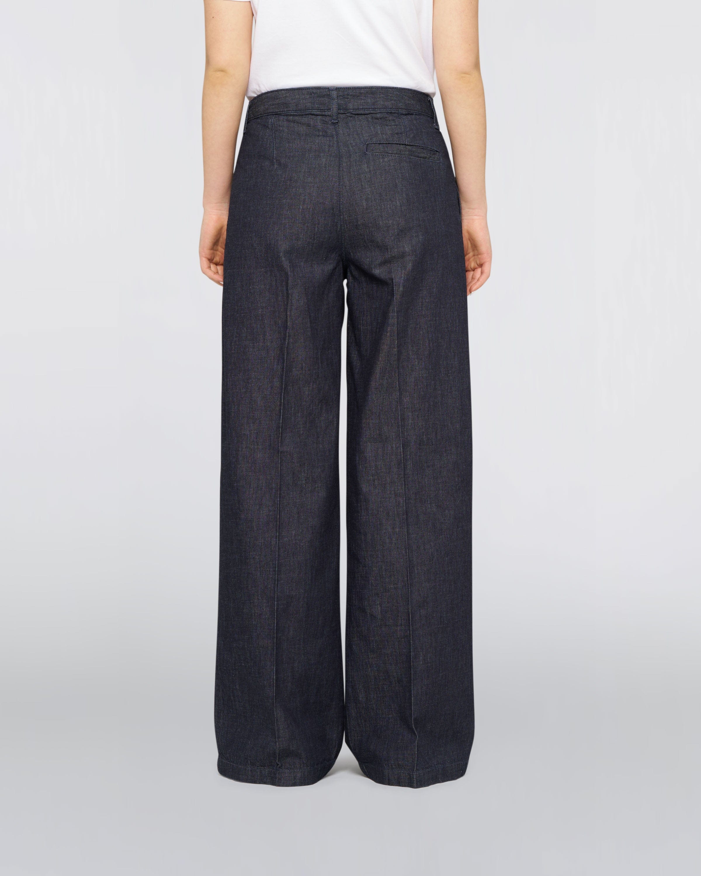 W Harper Pant - Image 4