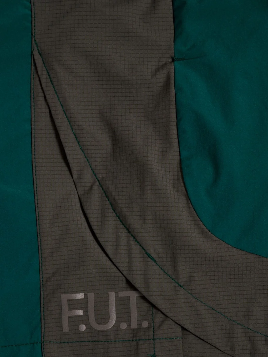Halo Division Shorts - Image 11
