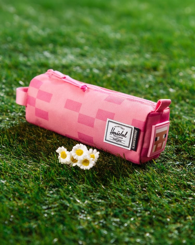 Minecraft Settlement Pencil Case Little Herschel - Image 2