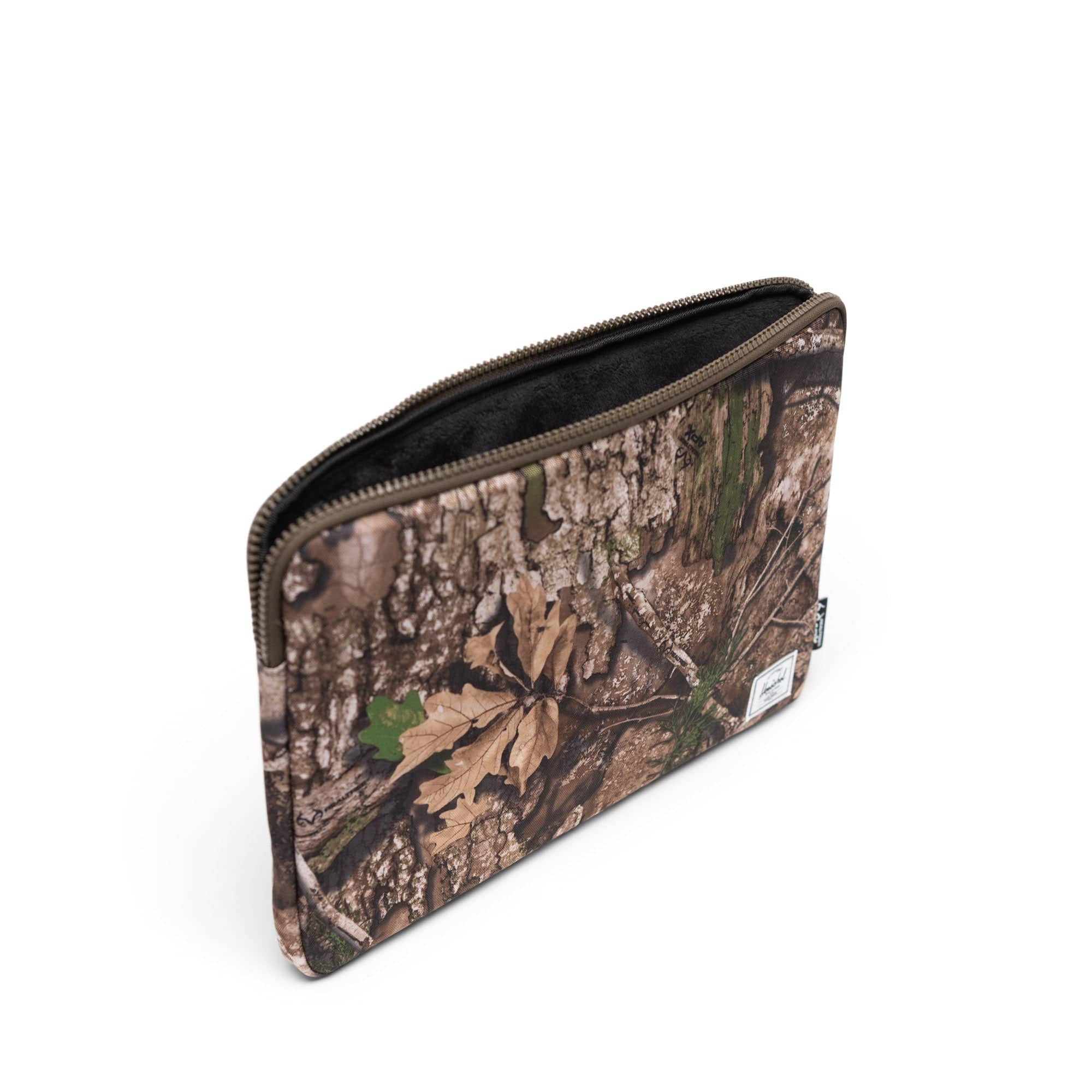 Realtree Anchor 15 16 Inch Sleeve - Image 3