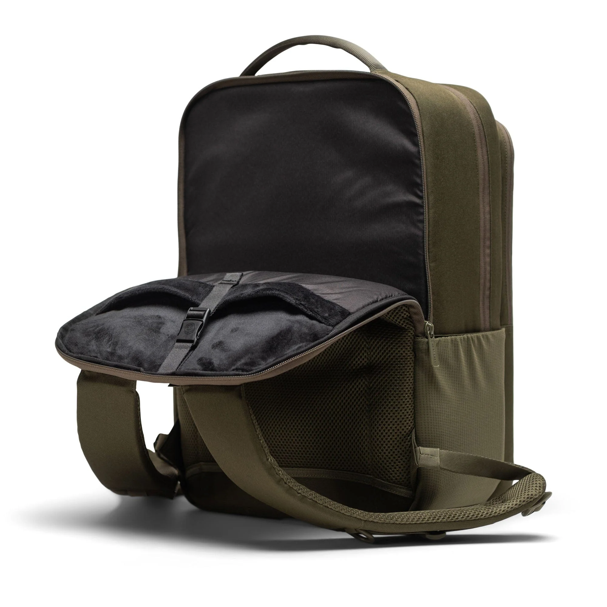 Kaslo Backpack Tech - Image 5