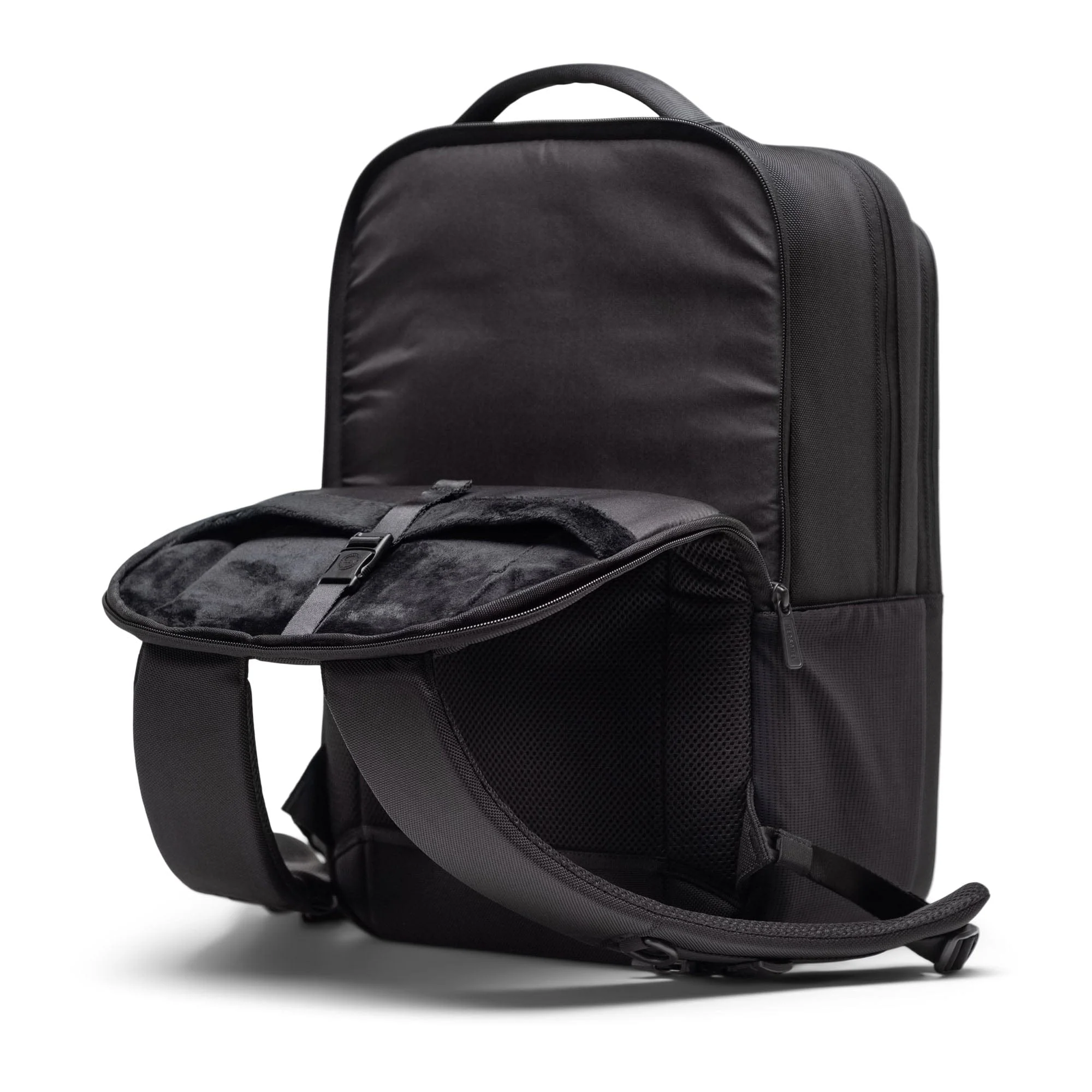 Kaslo Backpack Tech Cordura - Image 5