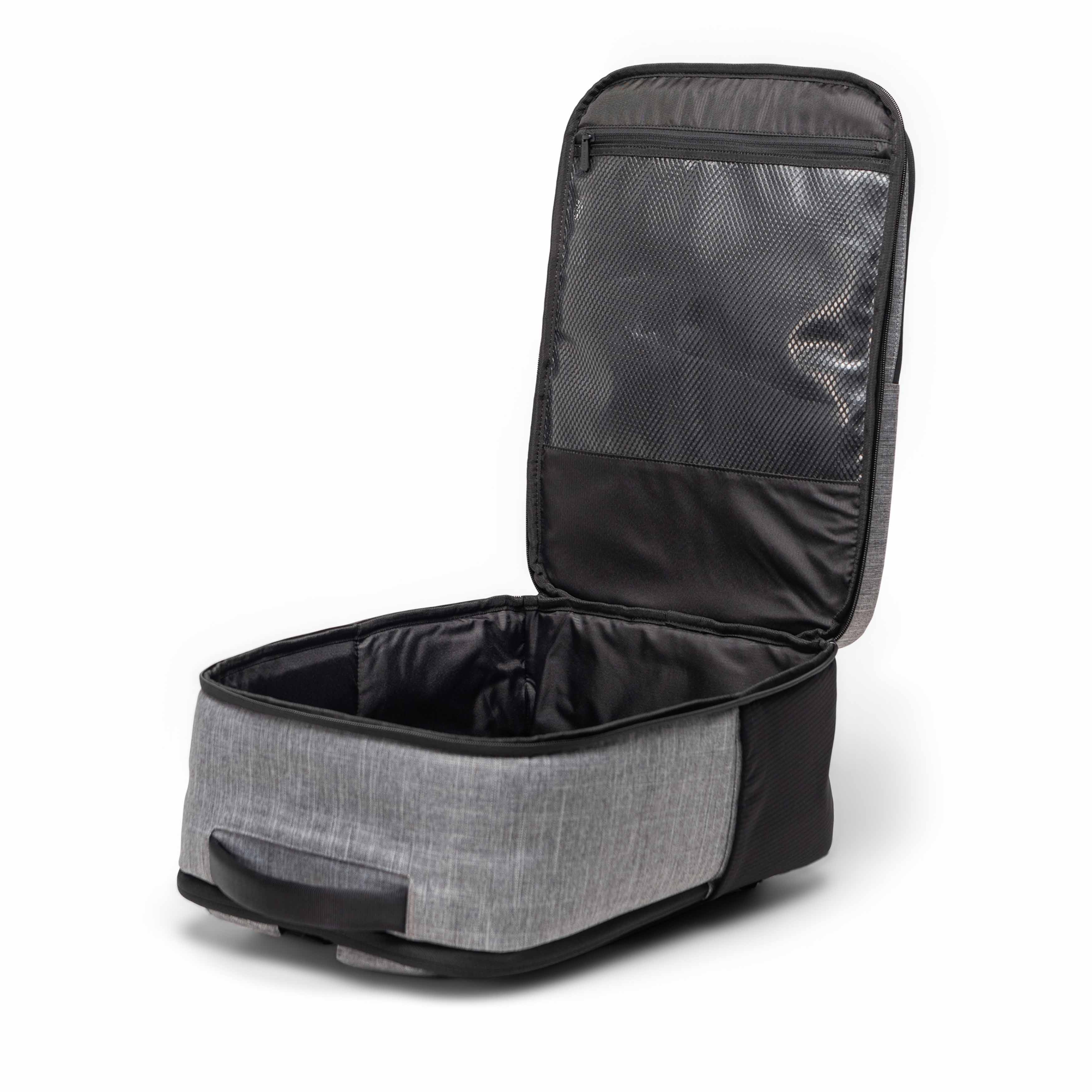 Kaslo Travel Backpack Tech - Image 6
