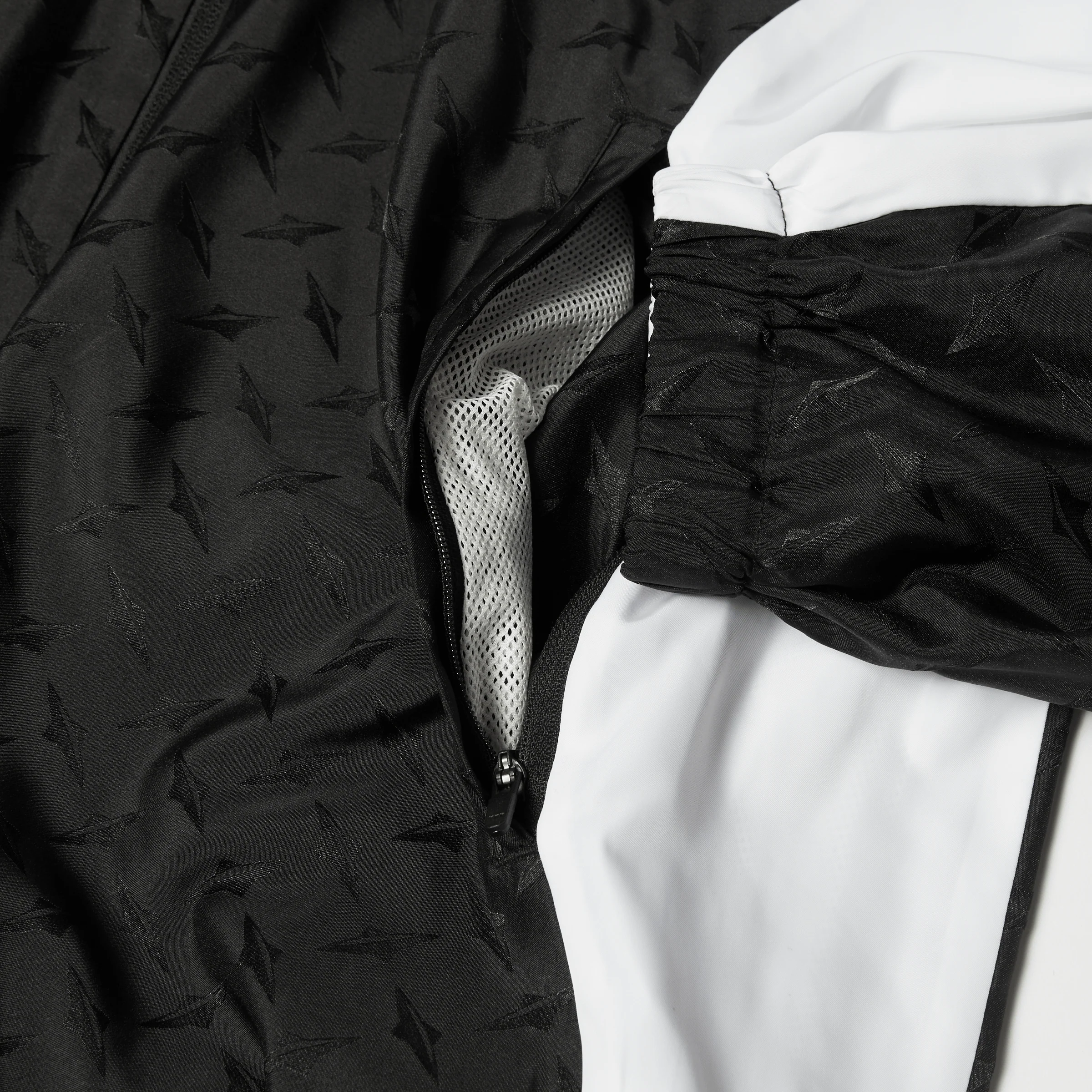 Huf Fc Windbreaker - Image 9
