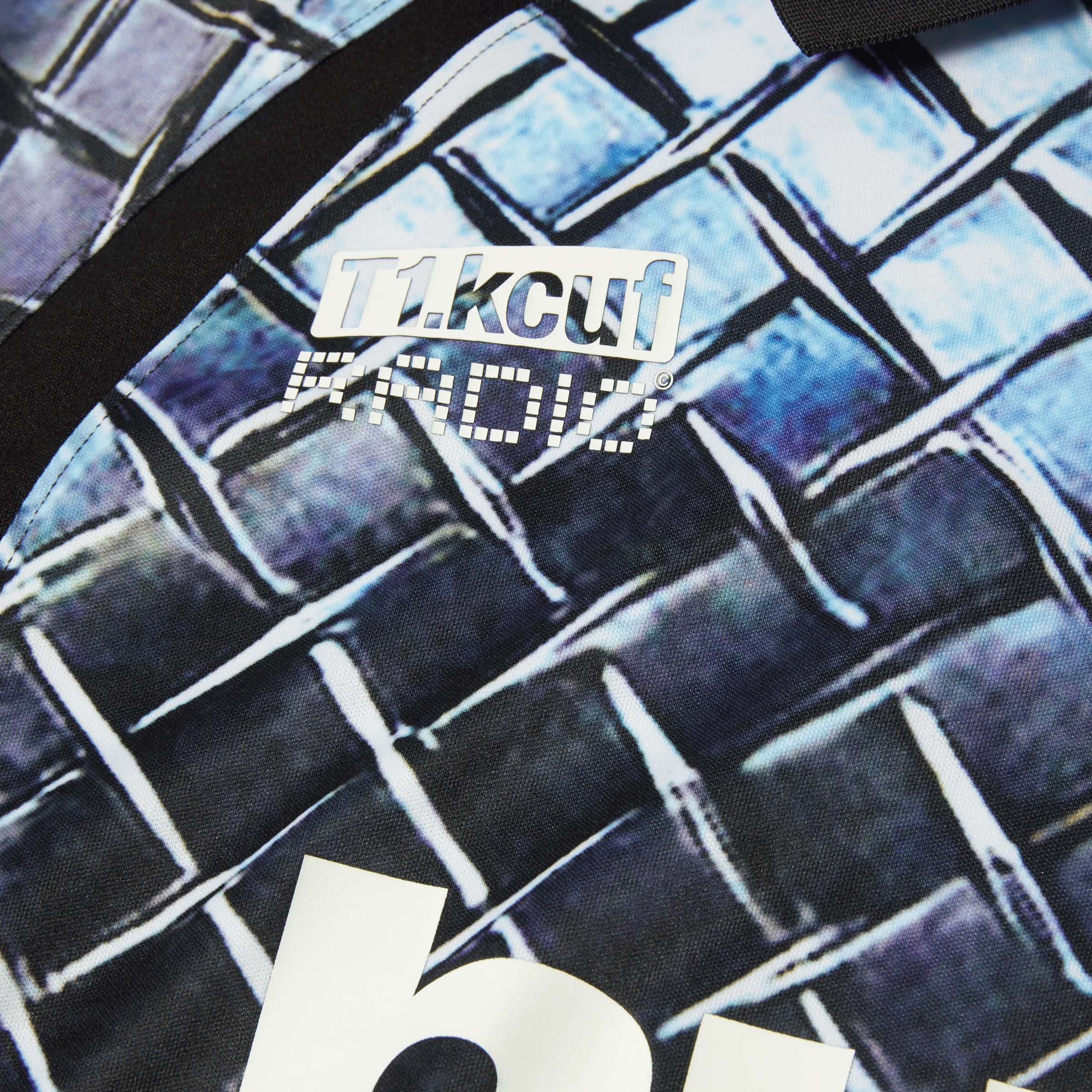 Diamond Plate Jersey - Image 5