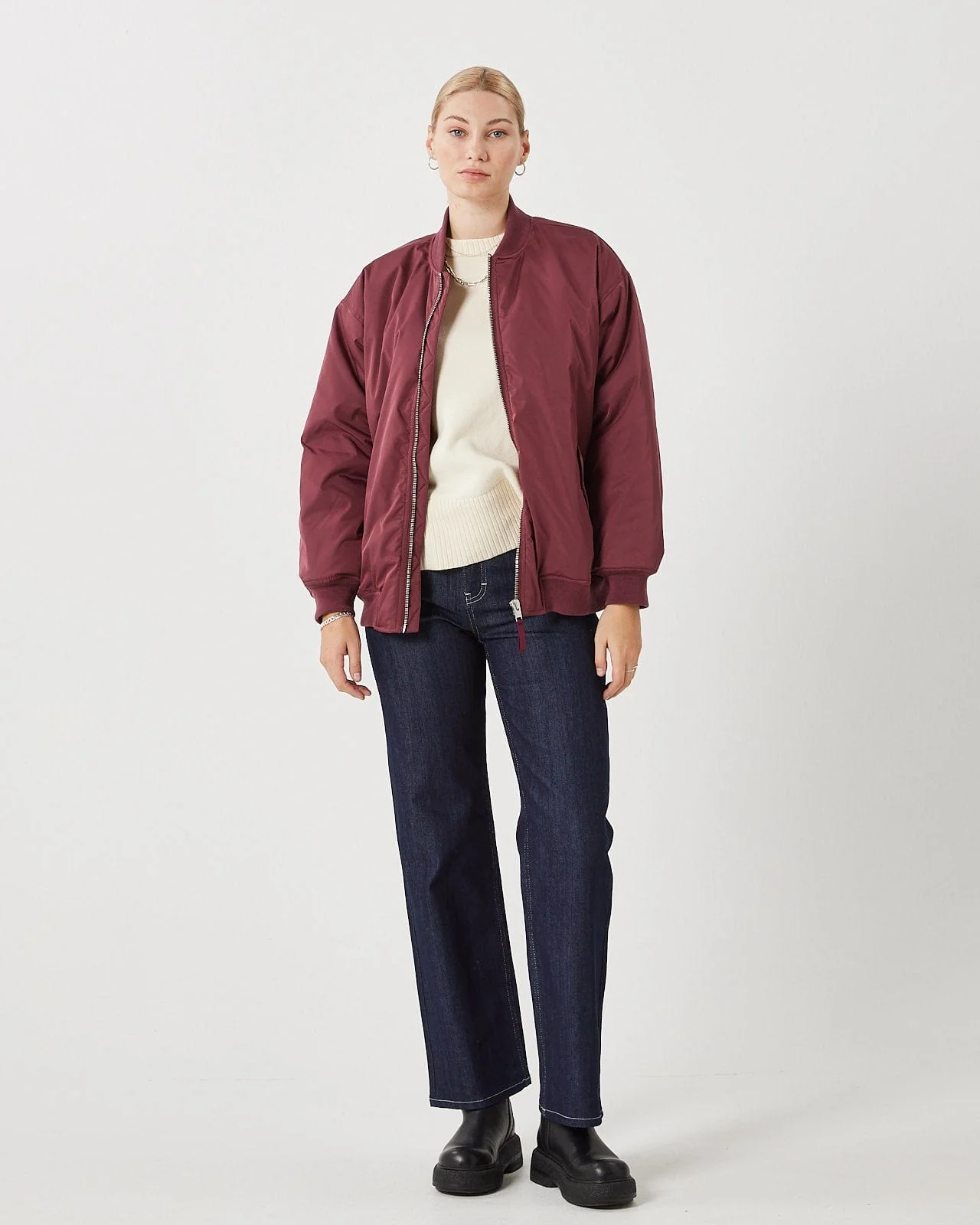 HENNIA 9889 - Image 3