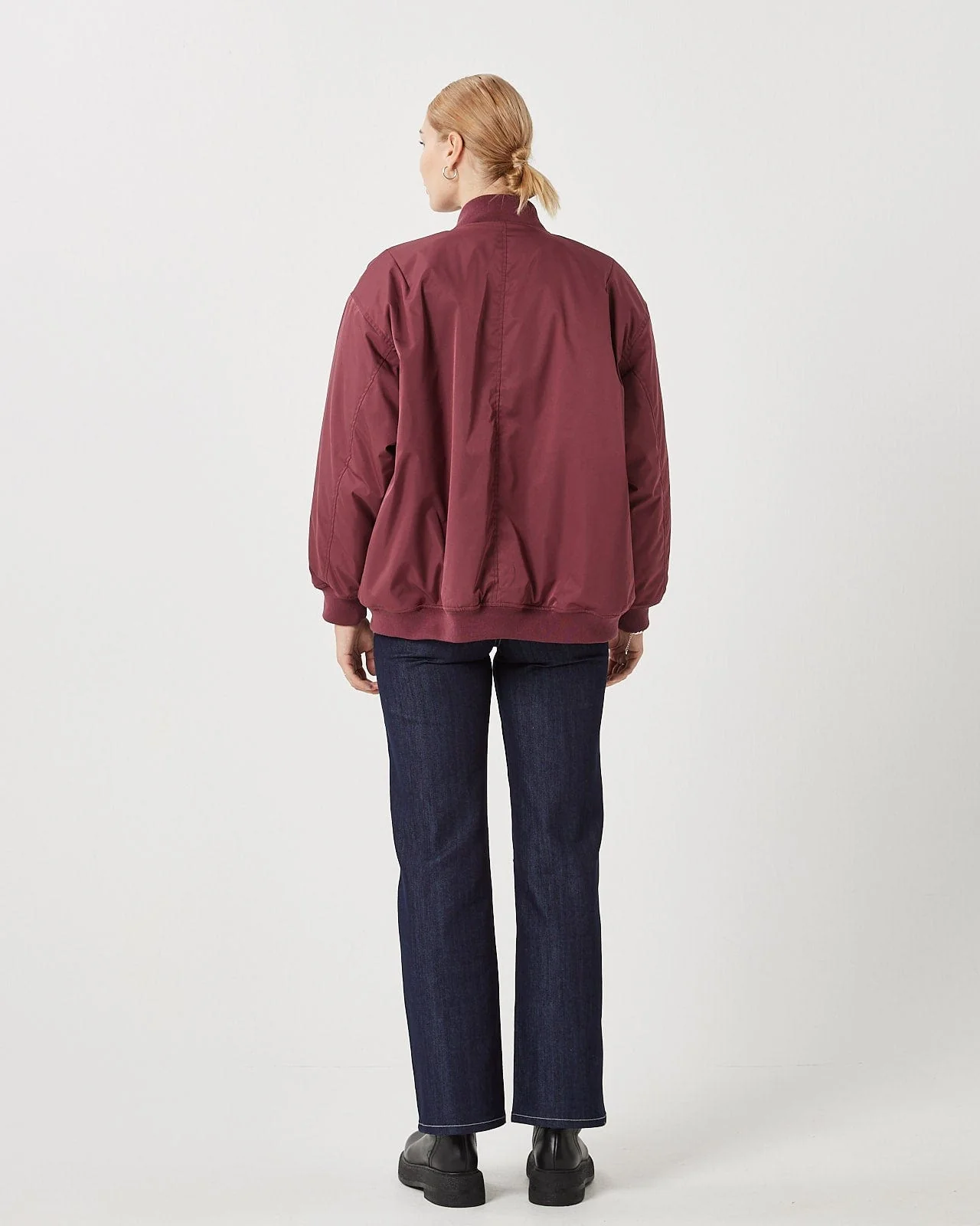 HENNIA 9889 - Image 5