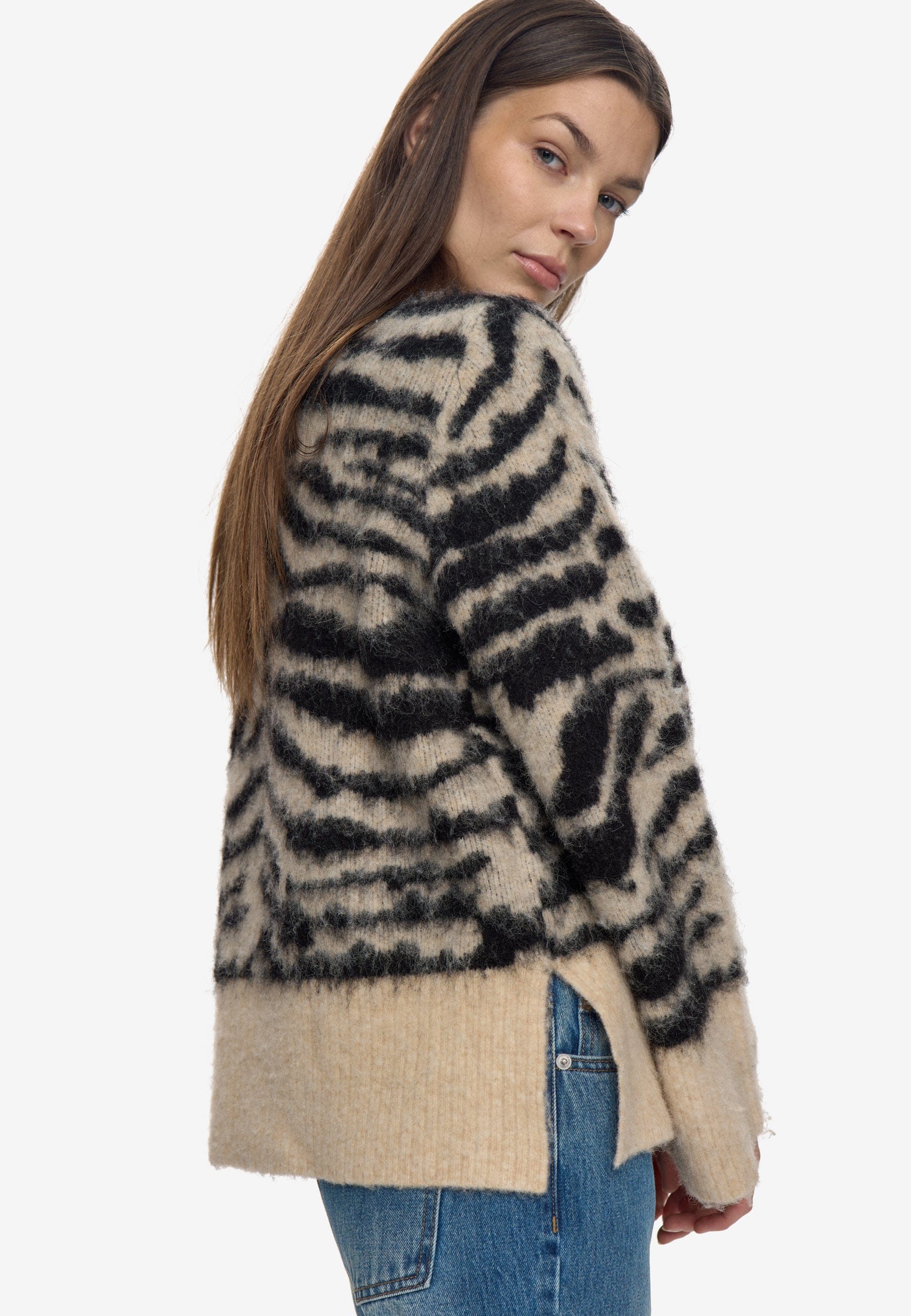 Brenda Jumper 4492 - Image 6