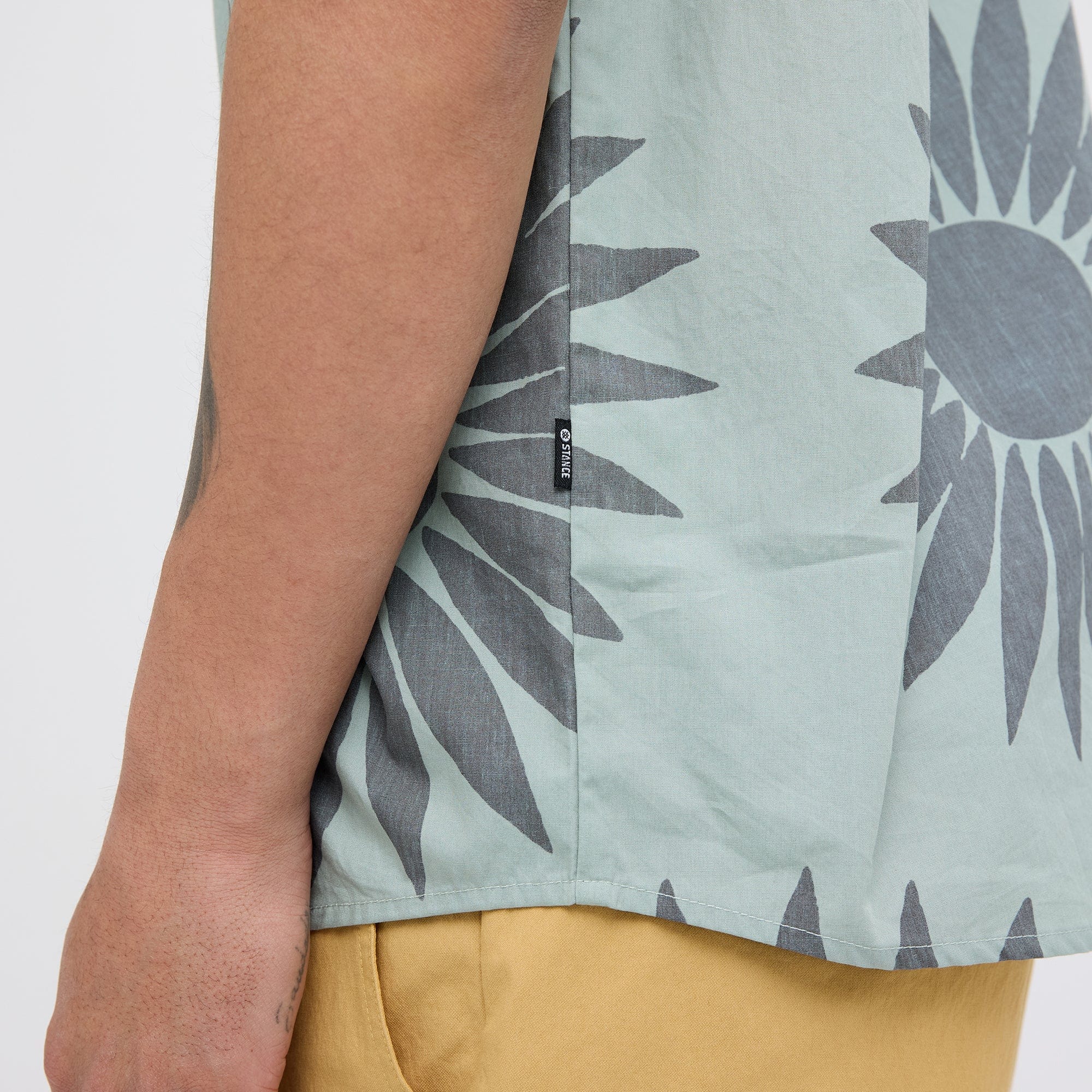 Bales Ss Button Up - Image 8